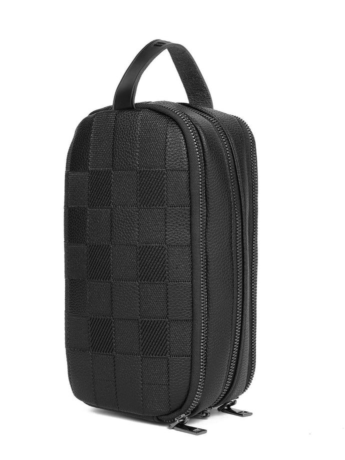 Beautifully designed leather handbag with 3 compartments